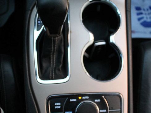 Used 2016 Jeep Grand Cherokee Limited w/ Trailer Tow Group IV image 35