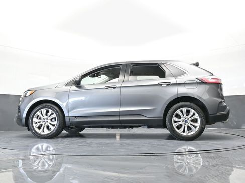 Used 2022 Ford Edge Titanium image 62