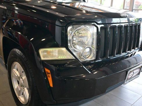 Used 2012 Jeep Liberty Sport AWD/4WD image 10