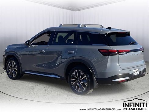 New 2026 INFINITI QX60 Luxe image 3