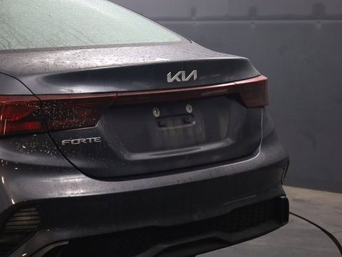 Used 2023 Kia Forte LXS image 7