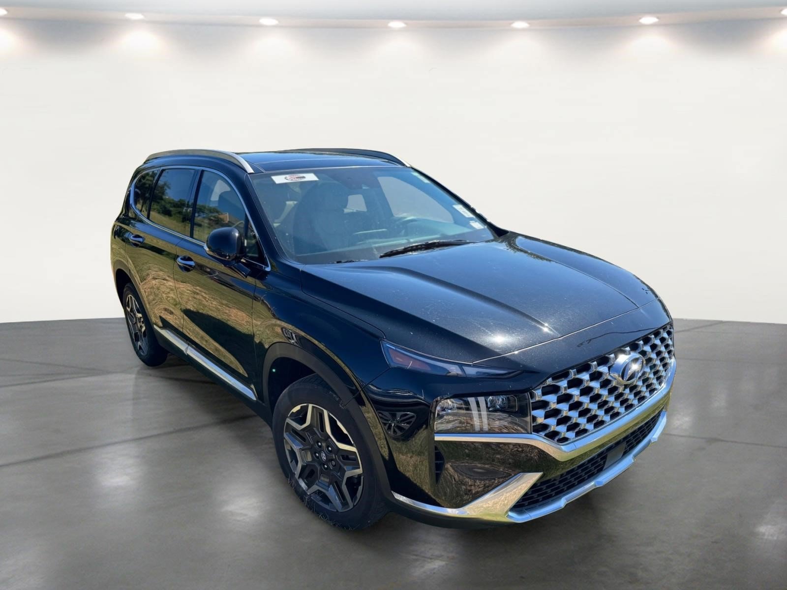 Used 2023 Hyundai Santa Fe Limited w/ Cargo Package FWD image 9