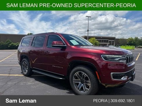 Used 2022 Jeep Wagoneer Series III AWD/4WD image 1