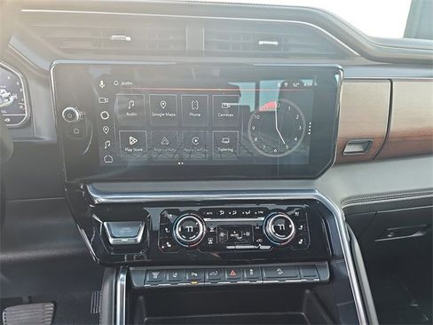 Certified 2024 GMC Sierra 3500 Denali Ultimate image 18