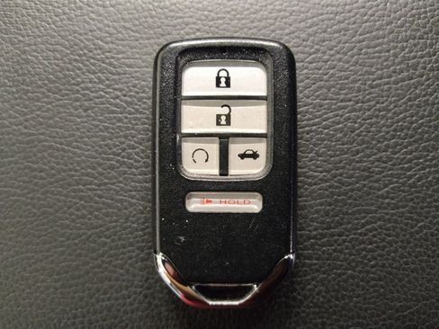 Used 2020 Honda Civic Sport image 32