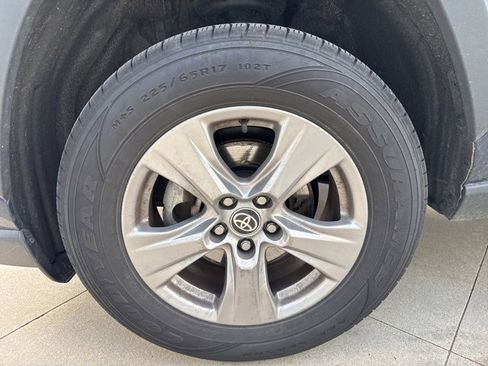 Used 2024 Toyota RAV4 XLE image 11