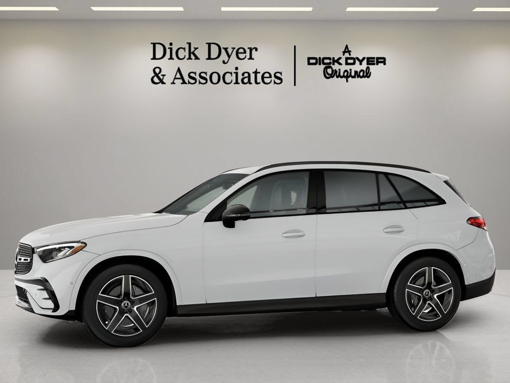 Used 2026 Mercedes-Benz GLC 300 image 28