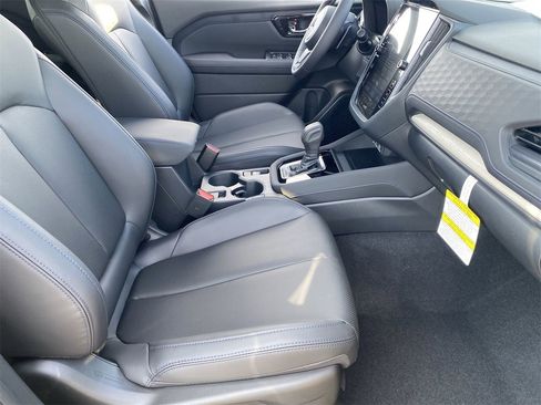 New 2025 Subaru Forester Limited w/ Popular Package image 8