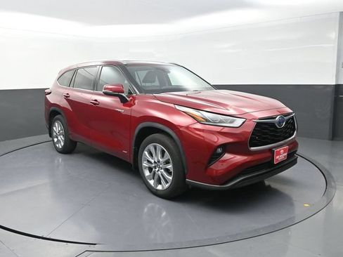 Used 2021 Toyota Highlander Limited AWD/4WD image 10