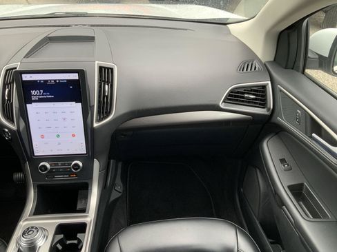 Used 2024 Ford Edge SEL AWD/4WD image 56