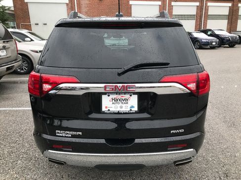 Used 2018 GMC Acadia Denali image 7