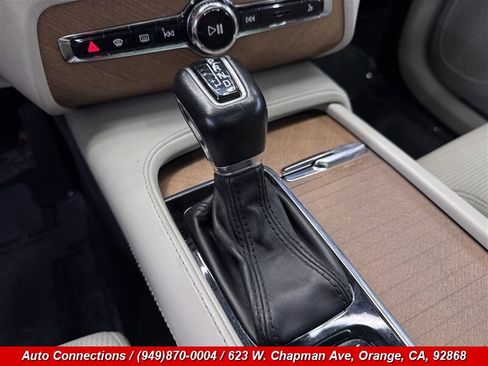 Used 2016 Volvo XC90 T6 Inscription w/ Vision Package AWD/4WD image 17