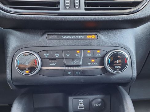 Certified 2025 Ford Escape ST-Line FWD image 23