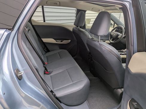 Used 2023 Lexus RZ 450e Premium image 34