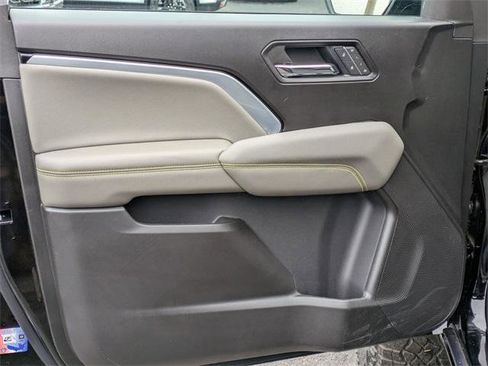 New 2026 Chevrolet Colorado ZR2 w/ Technology Package image 12