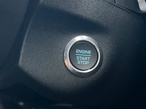 New 2026 Ford Transit 250 148 Medium Roof w/ Load Area Protection Package image 21