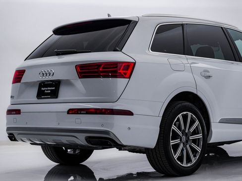 Used 2019 Audi Q7 3.0T Prestige w/ Prestige Package image 12