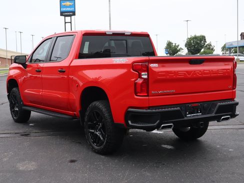 Used 2024 Chevrolet Silverado 1500 LT Trail Boss w/ Convenience Package II AWD/4WD image 6