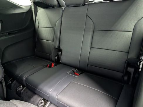 New 2026 Chevrolet Traverse LT image 9