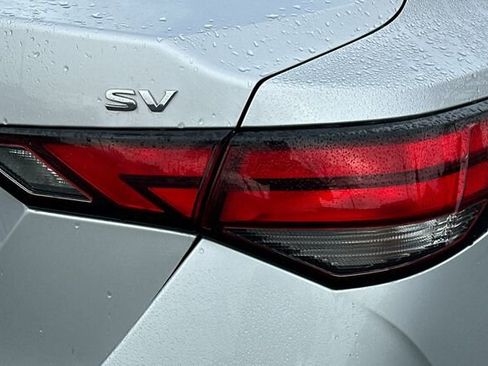 Used 2021 Nissan Sentra SV w/ Trunk Package image 9