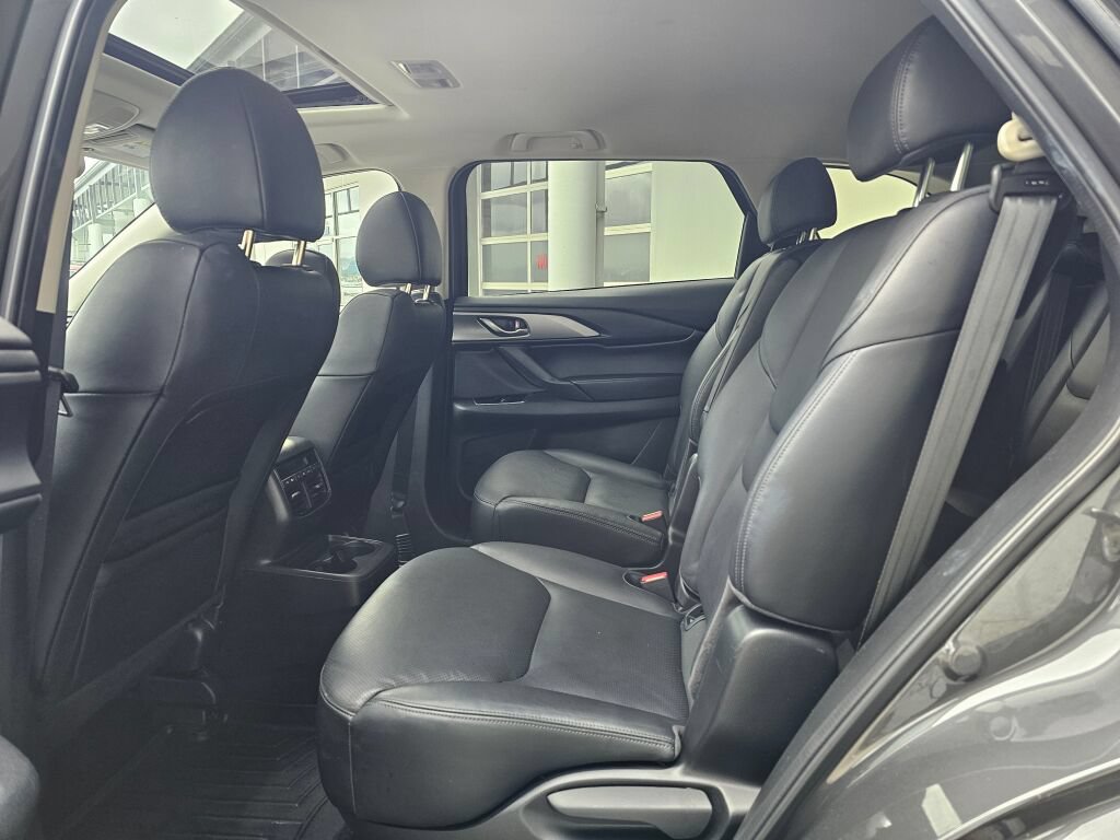Used 2023 MAZDA CX-9 Touring AWD/4WD image 16