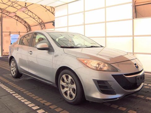 Used 2010 MAZDA MAZDA3 i Sport FWD image 4