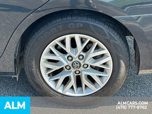 Used 2017 Toyota Camry LE FWD image 22