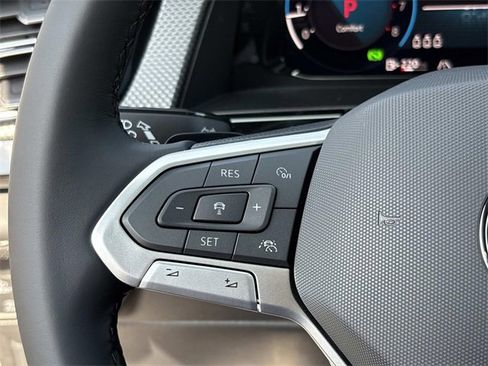 New 2026 Volkswagen Atlas Cross Sport SEL R-Line image 19