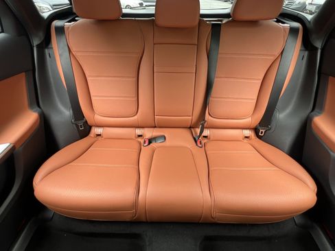 New 2026 Mercedes-Benz GLC 300 4MATIC image 15