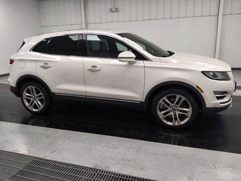 Used 2019 Lincoln MKC Reserve w/ MKC Climate Package AWD/4WD image 11