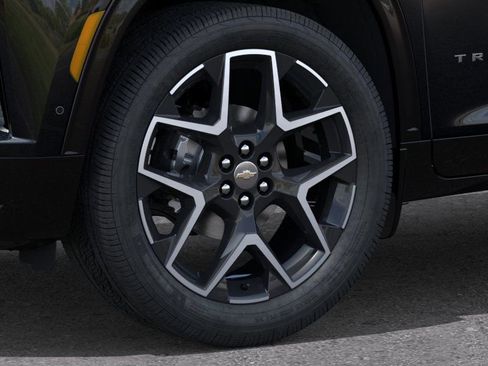 New 2026 Chevrolet Traverse High Country w/ LPO, Floor Liner Package image 9