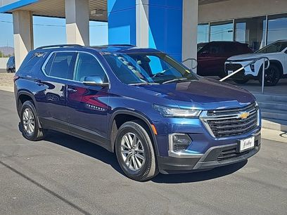Used 2023 Chevrolet Traverse LT