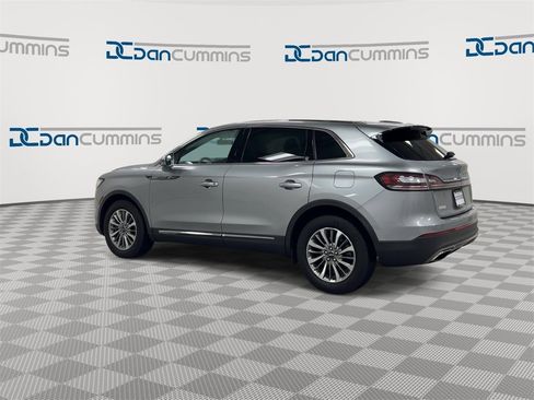 Used 2021 Lincoln Nautilus Reserve image 6