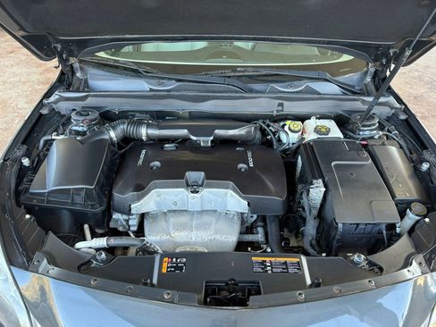 Used 2015 Chevrolet Malibu LT image 26