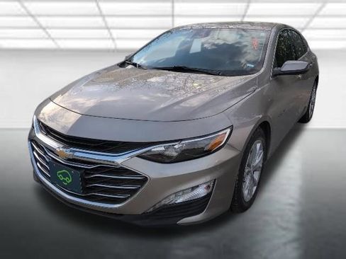 Used 2024 Chevrolet Malibu LT image 5