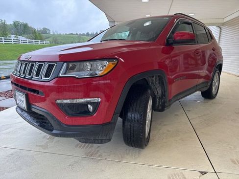 Used 2020 Jeep Compass Latitude AWD/4WD image 7