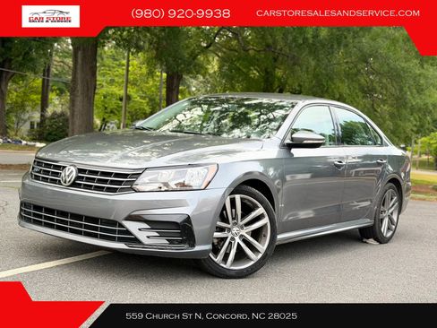 Used 2018 Volkswagen Passat 2.0T R-Line FWD image 1
