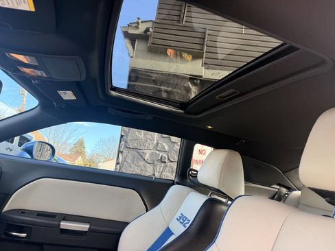 Used 2011 Dodge Challenger SRT8 image 15