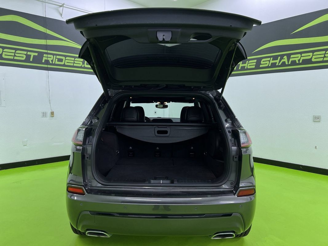 Used 2019 Jeep Cherokee High Altitude AWD/4WD image 9
