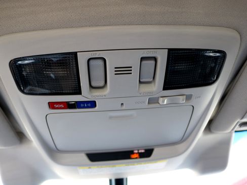 Used 2019 Subaru Legacy 2.5i Limited image 28