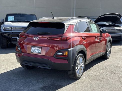 Used 2020 Hyundai Kona SEL image 3