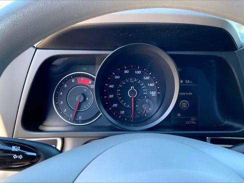 Used 2022 Hyundai Elantra SEL FWD image 46
