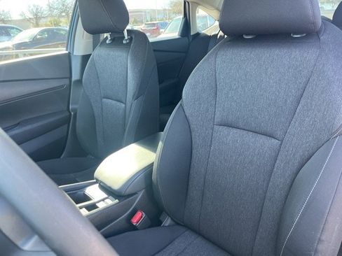 Certified 2025 Honda Accord LX image 11