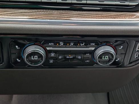 Used 2025 Chevrolet Silverado 1500 LT image 19