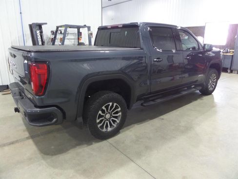 Used 2019 GMC Sierra 1500 AT4 w/ AT4 Premium Package image 4