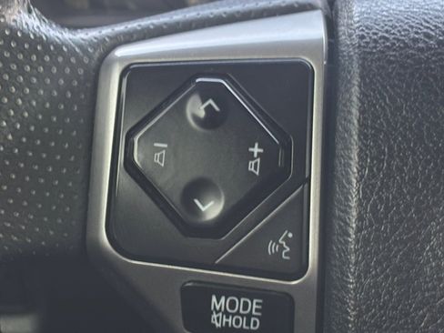 Used 2022 Toyota 4Runner SR5 Premium w/ Moonroof Package image 11