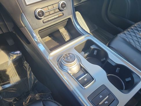 Used 2024 Ford Edge Titanium w/ Equipment Group 301A AWD/4WD image 24