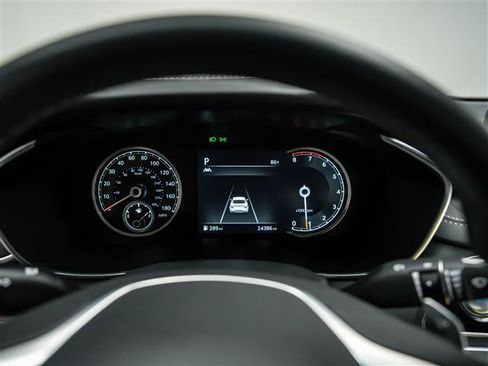 Used 2023 Genesis G70 2.0T RWD image 21