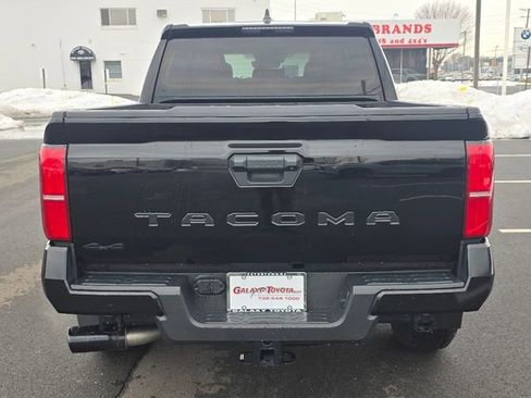 Used 2024 Toyota Tacoma TRD Off-Road image 4