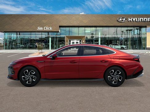 New 2025 Hyundai Sonata SEL image 3